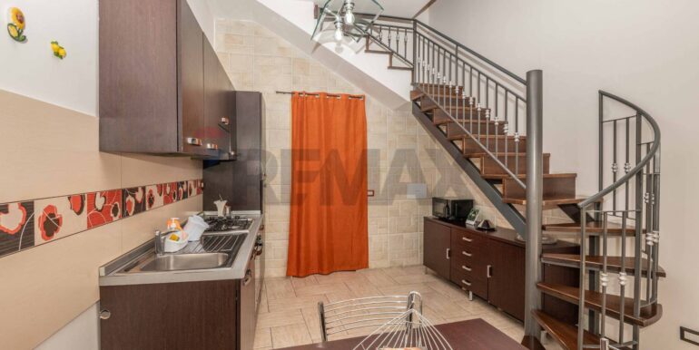 2025101495812-990849-13