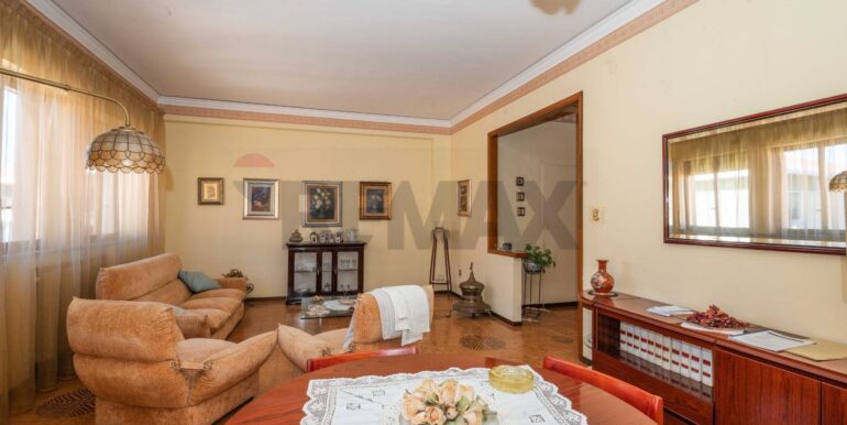 20251015110610-993716-9