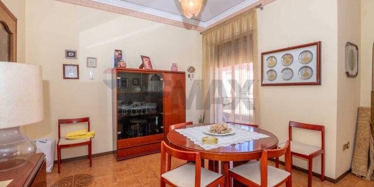 20251015110620-993716-12