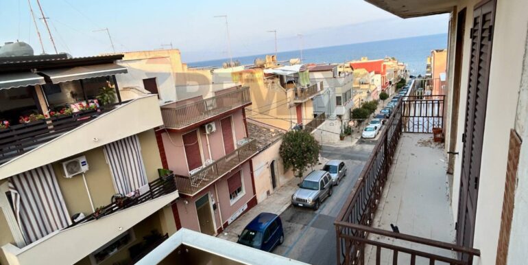 20251015154846-993822-16