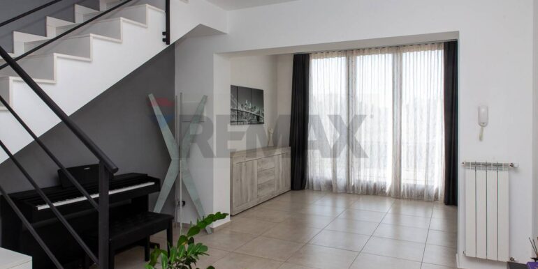 20251015200838-993927-13