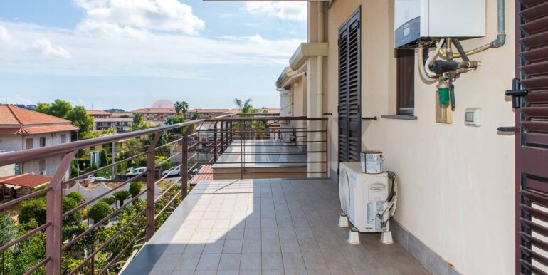 20251015200902-993927-20