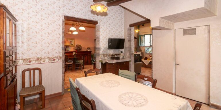 2025101593623-993735-8