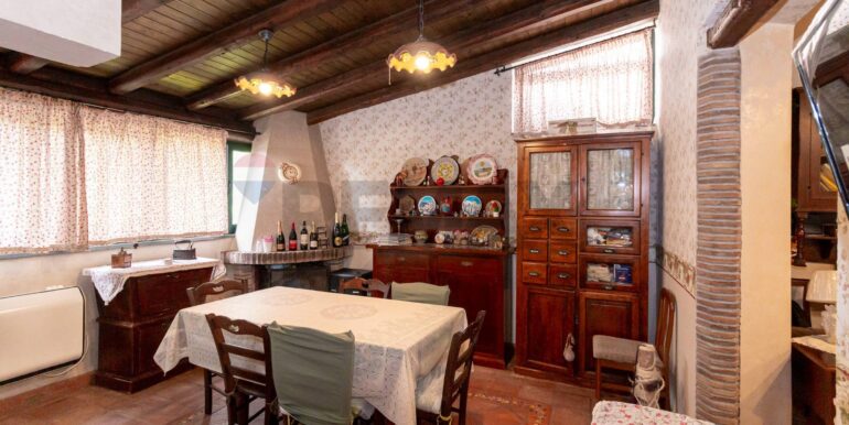 2025101593624-993735-10