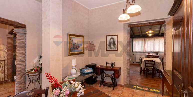 2025101593624-993735-12