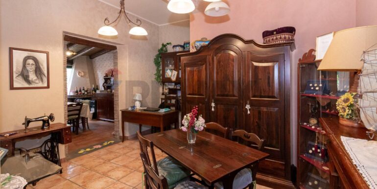 2025101593624-993735-14