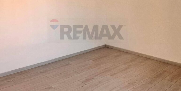 2025101610120-993938-11