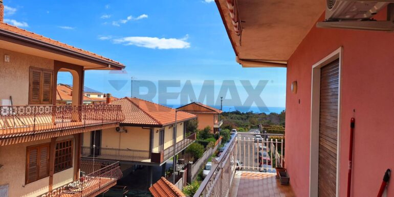 20251016131029-994041-11