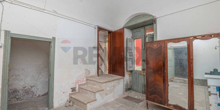 20251016142742-993891-13