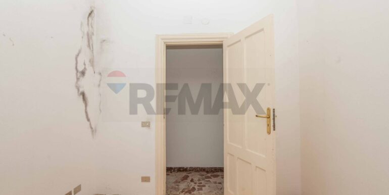 20251016142751-993891-17