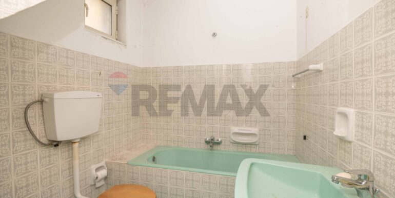 20251016142801-993891-21