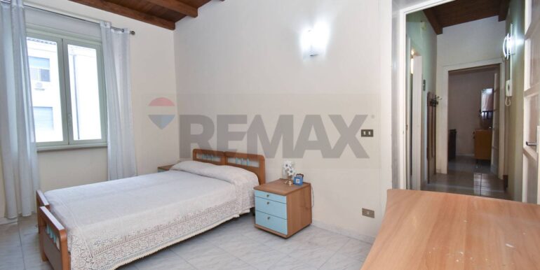 20251016202945-993152-4