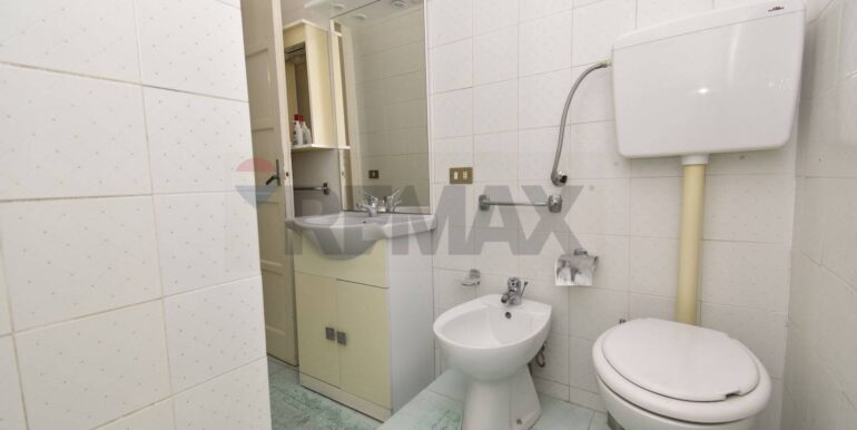 20251016203008-993152-11