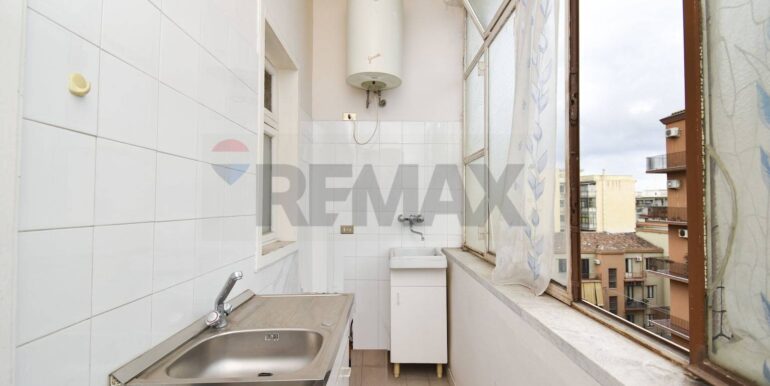 20251016203049-993152-27