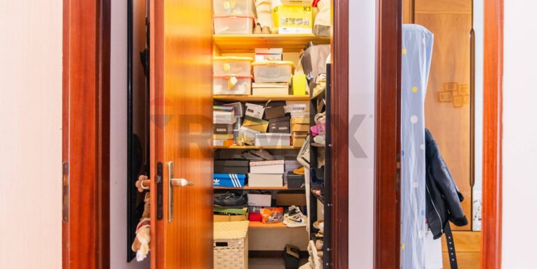 20251017104640-994179-15