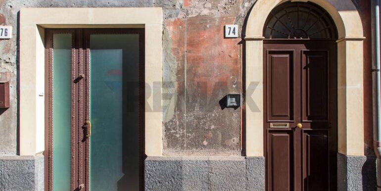 20251018112938-994379-8