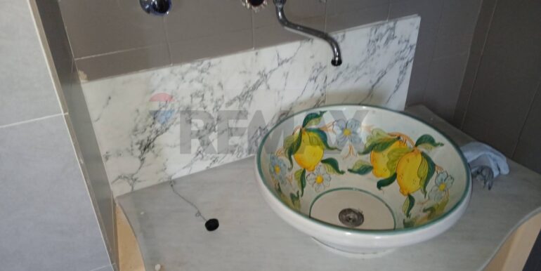 20251018130222-994402-10