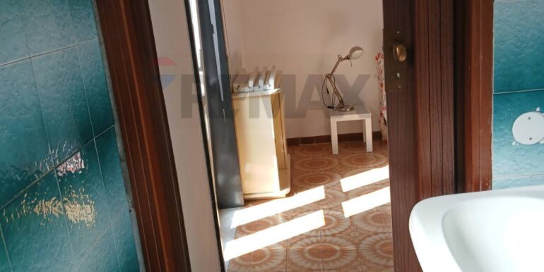 20251018130255-994402-18