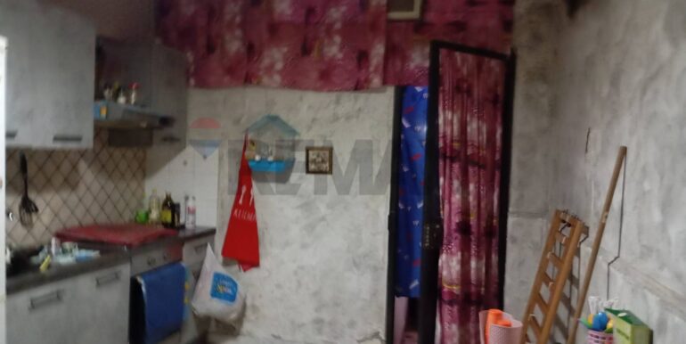 20251018143018-994405-11