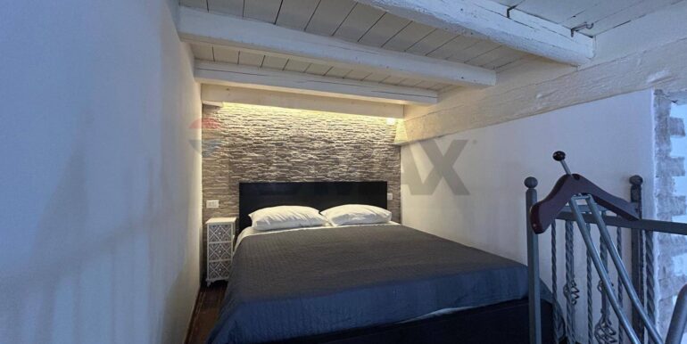 20251018201146-987789-11