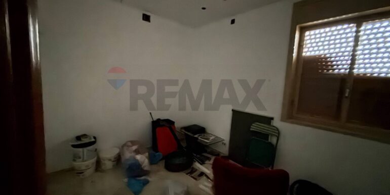 20251019114852-994430-7