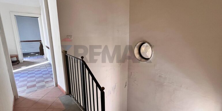 20251020115052-993415-4