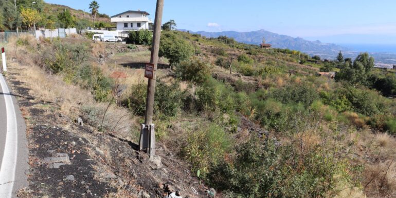 20251020161256-994068-13