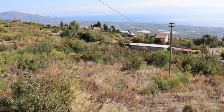 20251020161259-994068-14