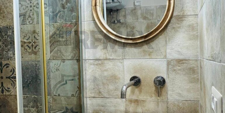 20251020170854-994609-17