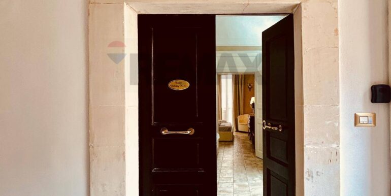 20251020170907-994609-23