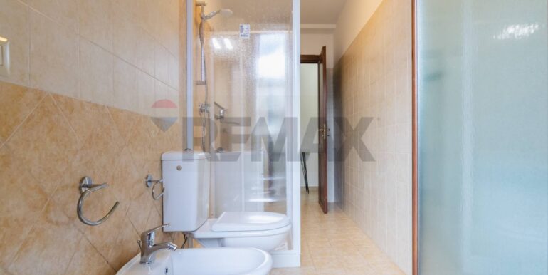 20251020172233-994542-11