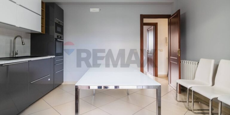 20251020172243-994542-15