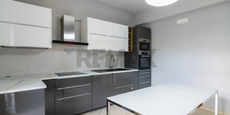 20251020172246-994542-16