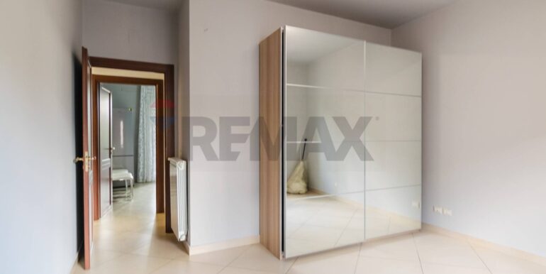 20251020172251-994542-18