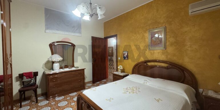 20251020191609-994650-15