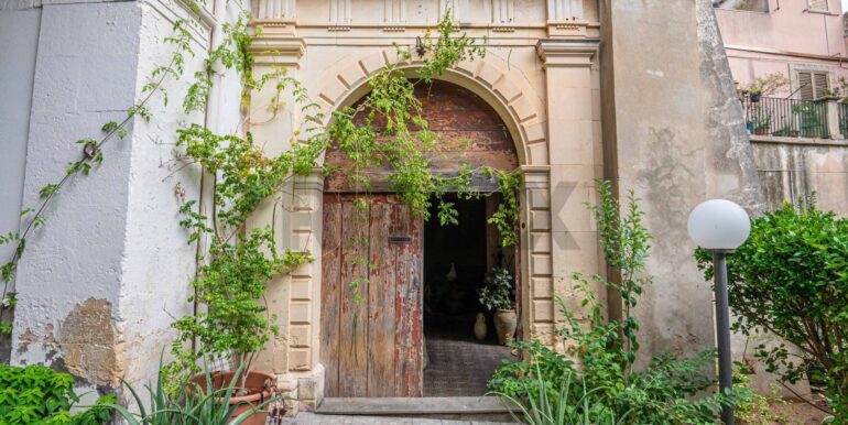 20251021114450-992918-6