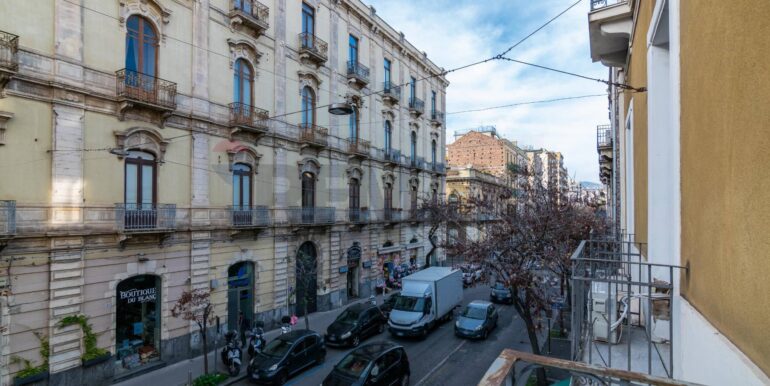 20251021115146-994731-21