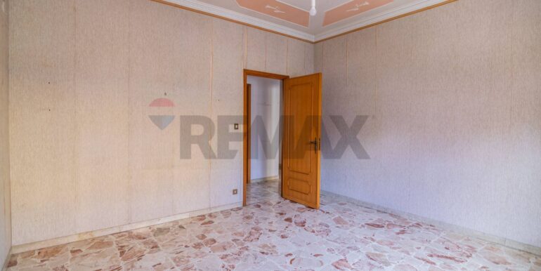 20251021122148-795040-14