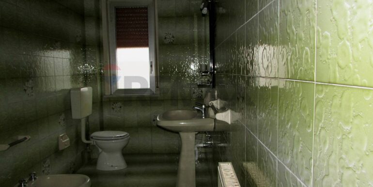 20251021161356-994655-11