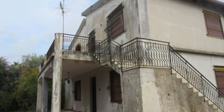 20251021195132-995279-12