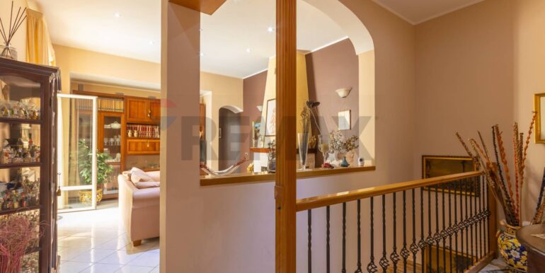 20251022170441-994202-4