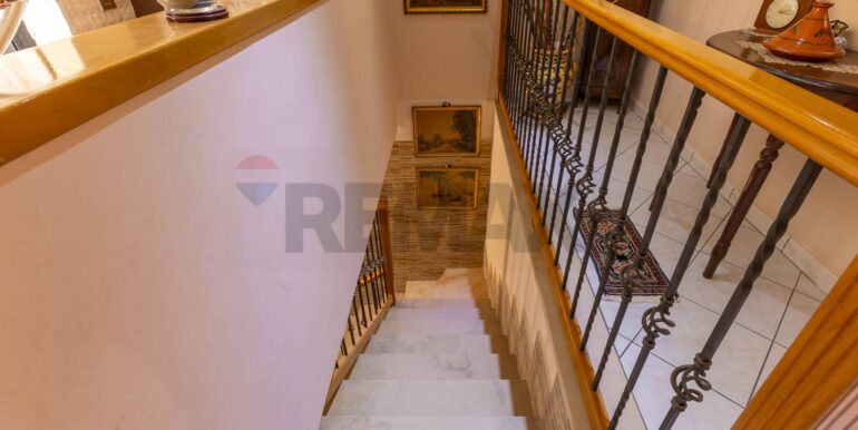 20251022170518-994202-16