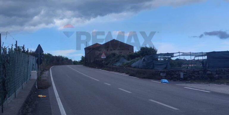 20251022184729-995487-10