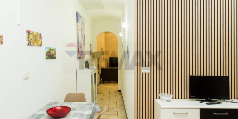 2025102221123-995287-8