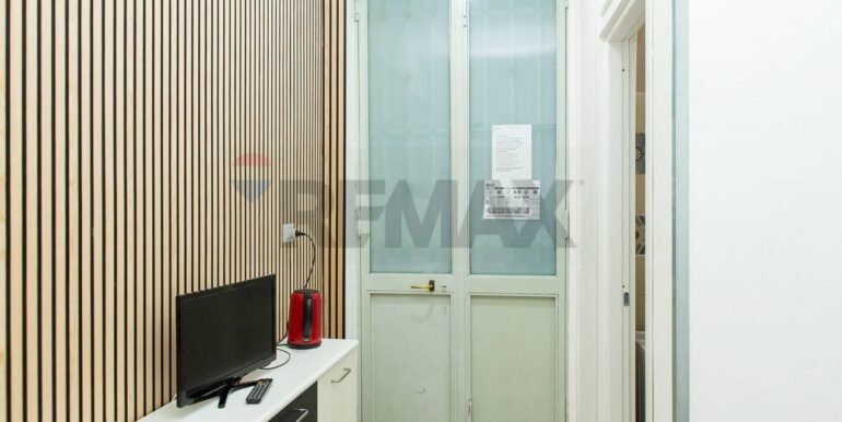 2025102221135-995287-9