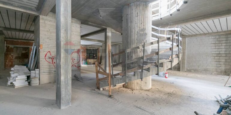 2025102291617-995289-6