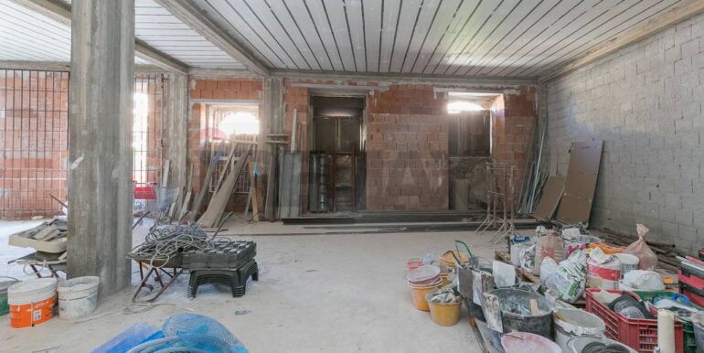 2025102291622-995289-8