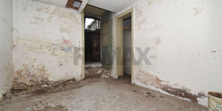 20251023115515-995255-24