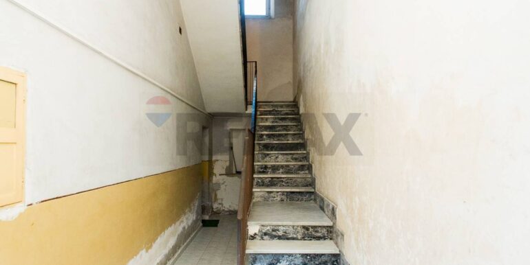 2025102394628-995515-5