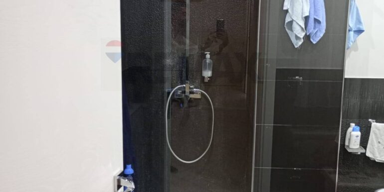 20251024123049-994660-28